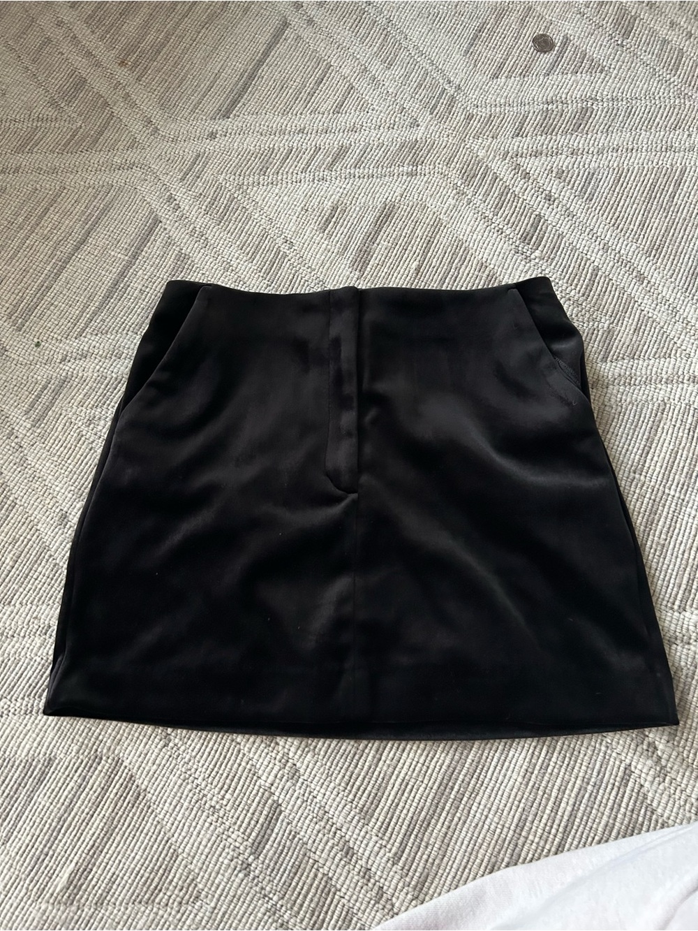 Express Medium Velvet Black Mini Skirt